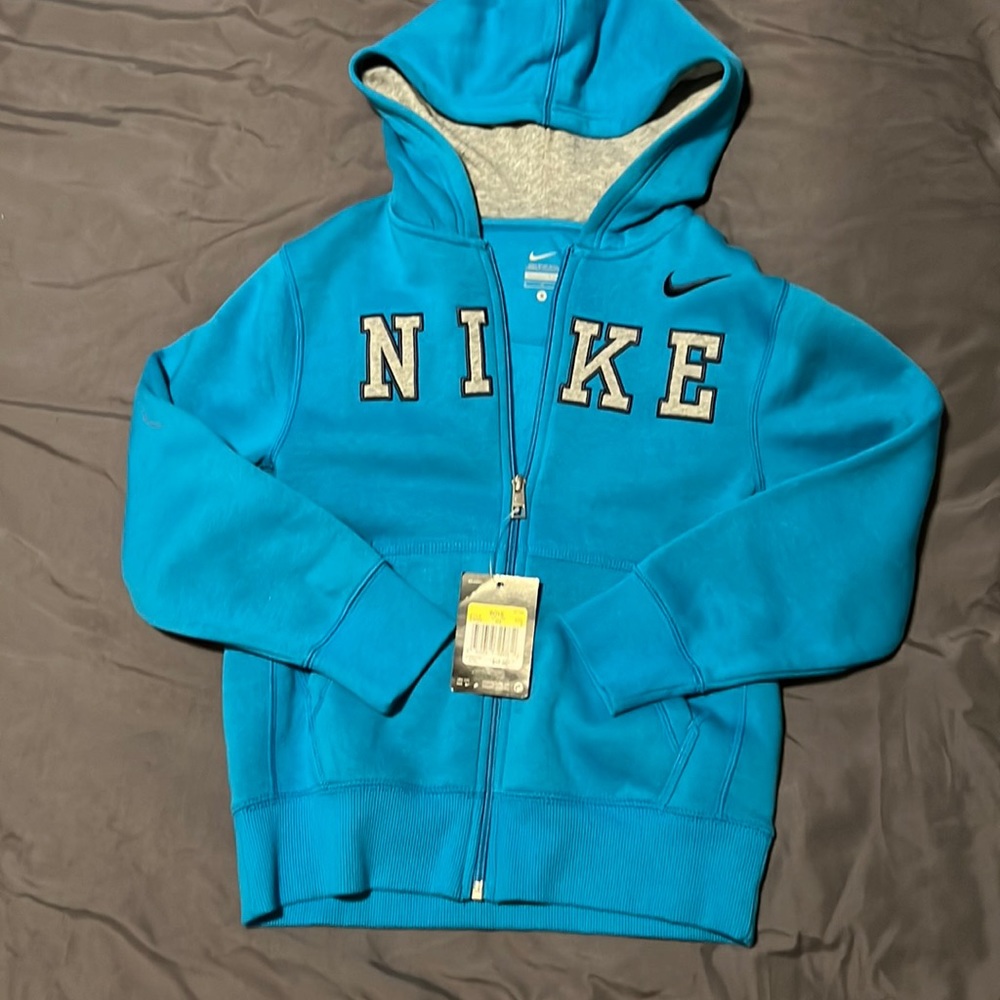 Nike hoodie youth small new boys
